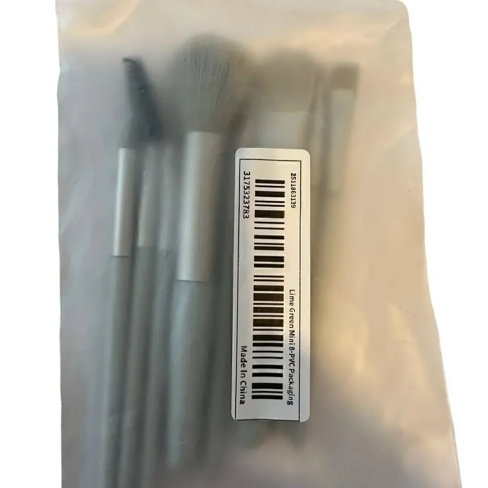 8 pieces make up brushes
